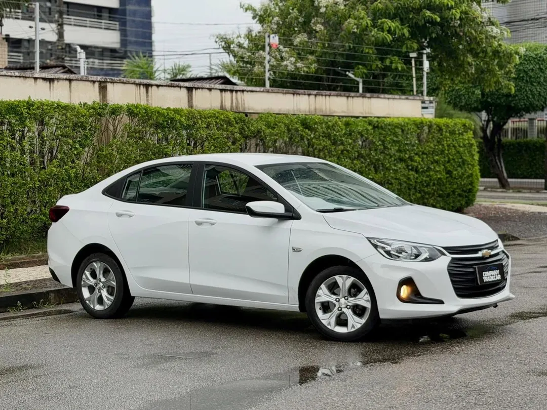 Chevrolet Onix Plus 2023, foto 3 de 7