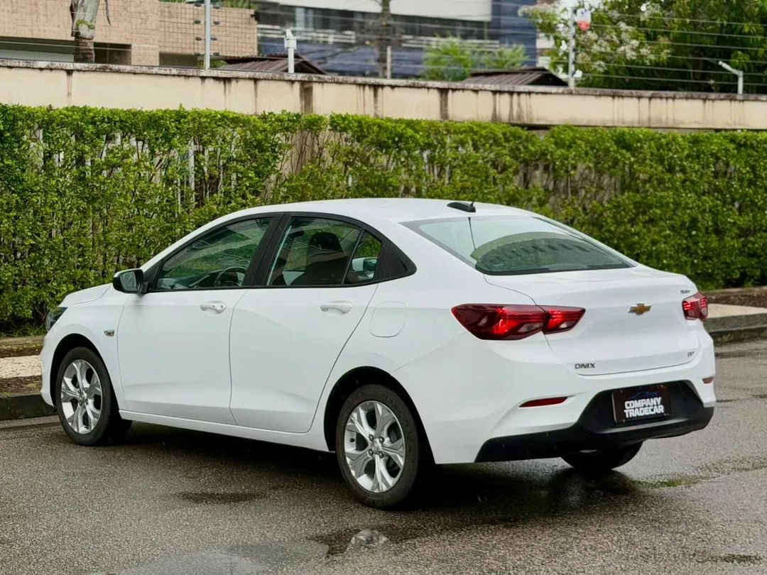 Chevrolet Onix Plus 2023, foto 4 de 7