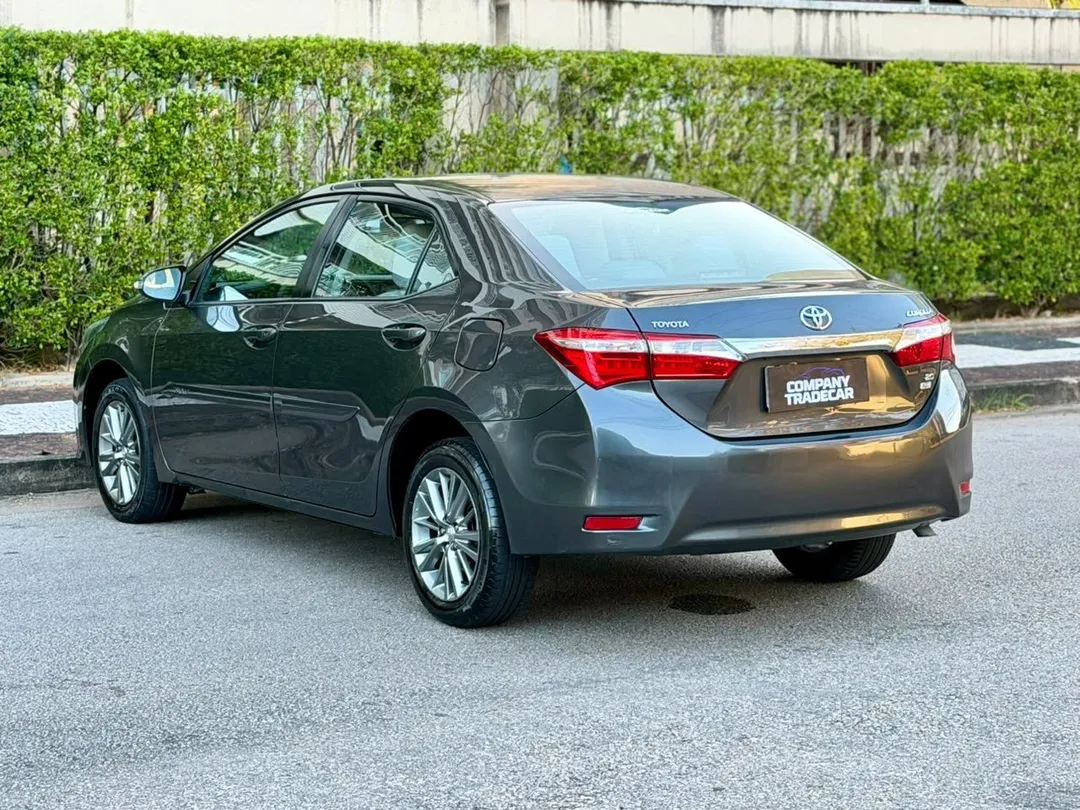 Toyota Corolla 2017, foto 4 de 7